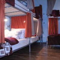 Фотографии отеля Seasons Hostel